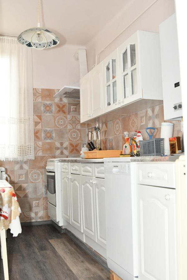סולנוק Habos Isler Apartman 16 מראה חיצוני תמונה